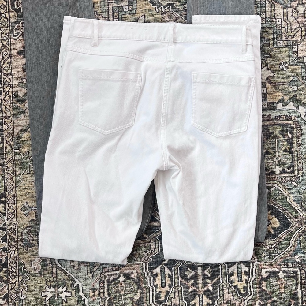 Bundle || Women’s J. McLaughlin Denim Lexi Skinny Jeans in White & Grey (4) - Picture 7 of 16